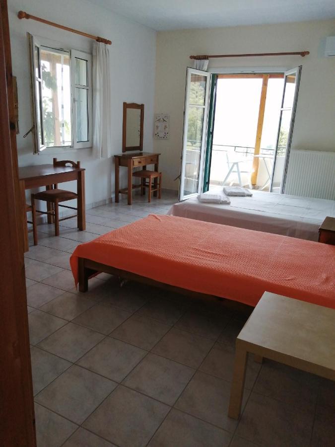Lontza Apartments Lazaráta Buitenkant foto